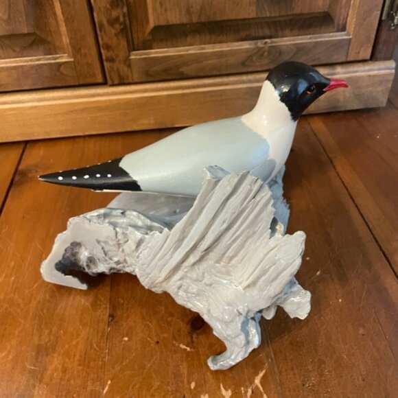 Wood Herring Gull Decor on Driftwood - Picture 7 of 9